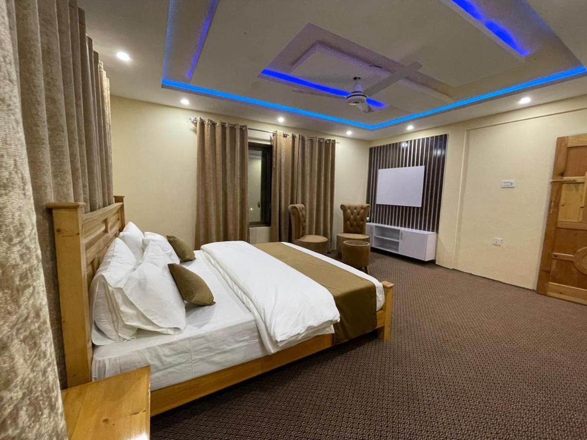 Skardu Saraye Hotel & Resort 外观 照片
