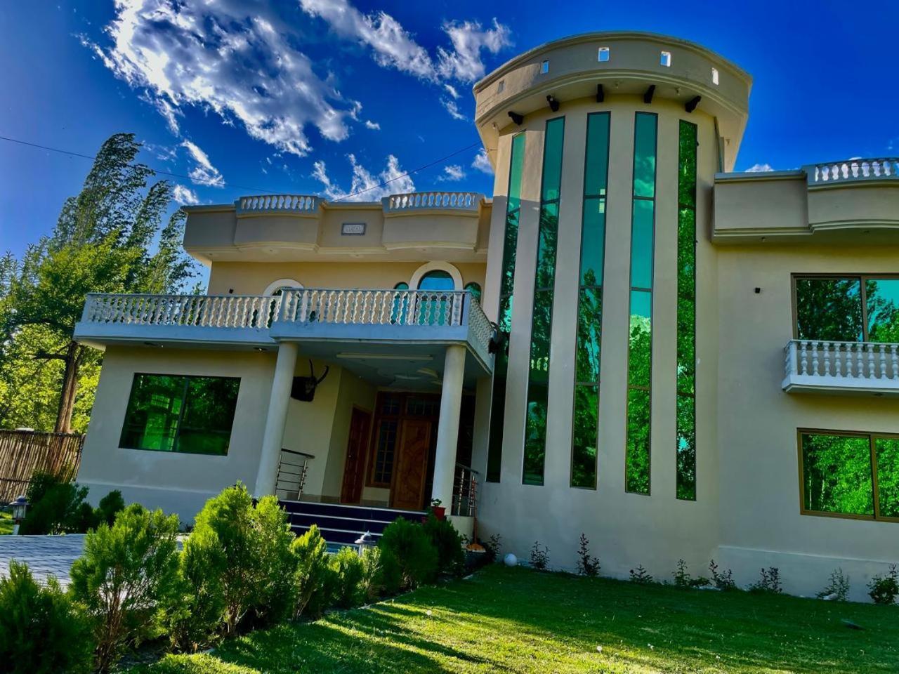 Skardu Saraye Hotel & Resort 外观 照片