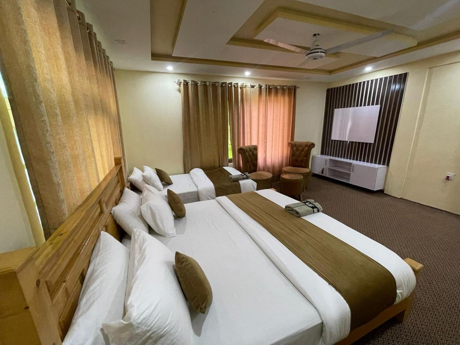 Skardu Saraye Hotel & Resort 外观 照片