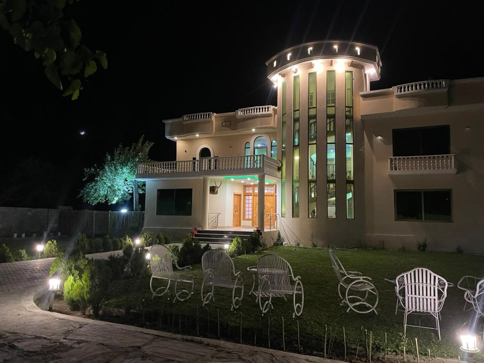 Skardu Saraye Hotel & Resort 外观 照片